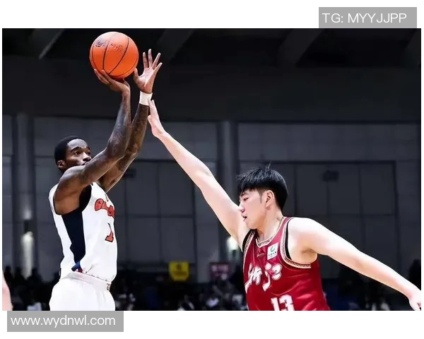 CBA季前赛精彩对决浙江队迎战广州队直播全程回顾与分析 CBA季前赛精彩对决浙江队迎战广州队直播全程回顾与分析